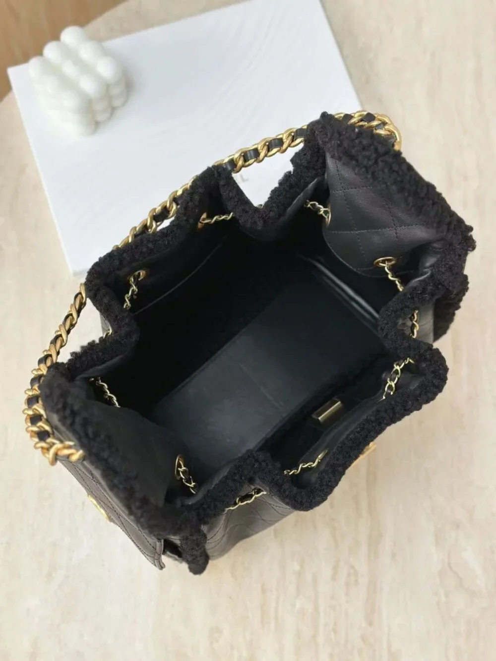 Classic CHANEL Bag: A Stylish and Versatile Choice for Elegance